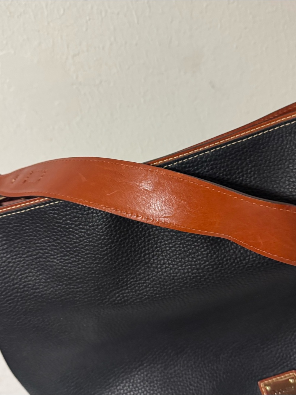 Dooney & Bourke Women’s Pebble Grain Sac Excellent Business Casual Wide Strap - Picture 3 of 14